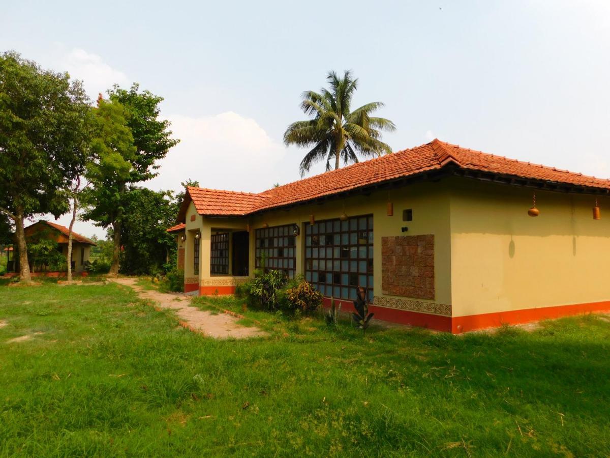 Gram Bangla Retreat
