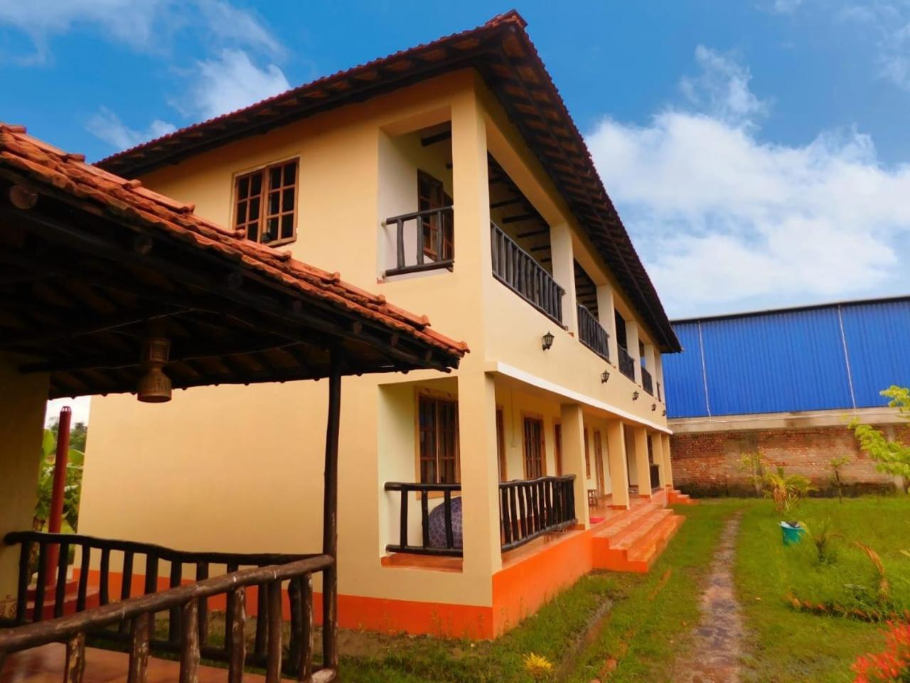 Resort Gram Bangla Retreat
