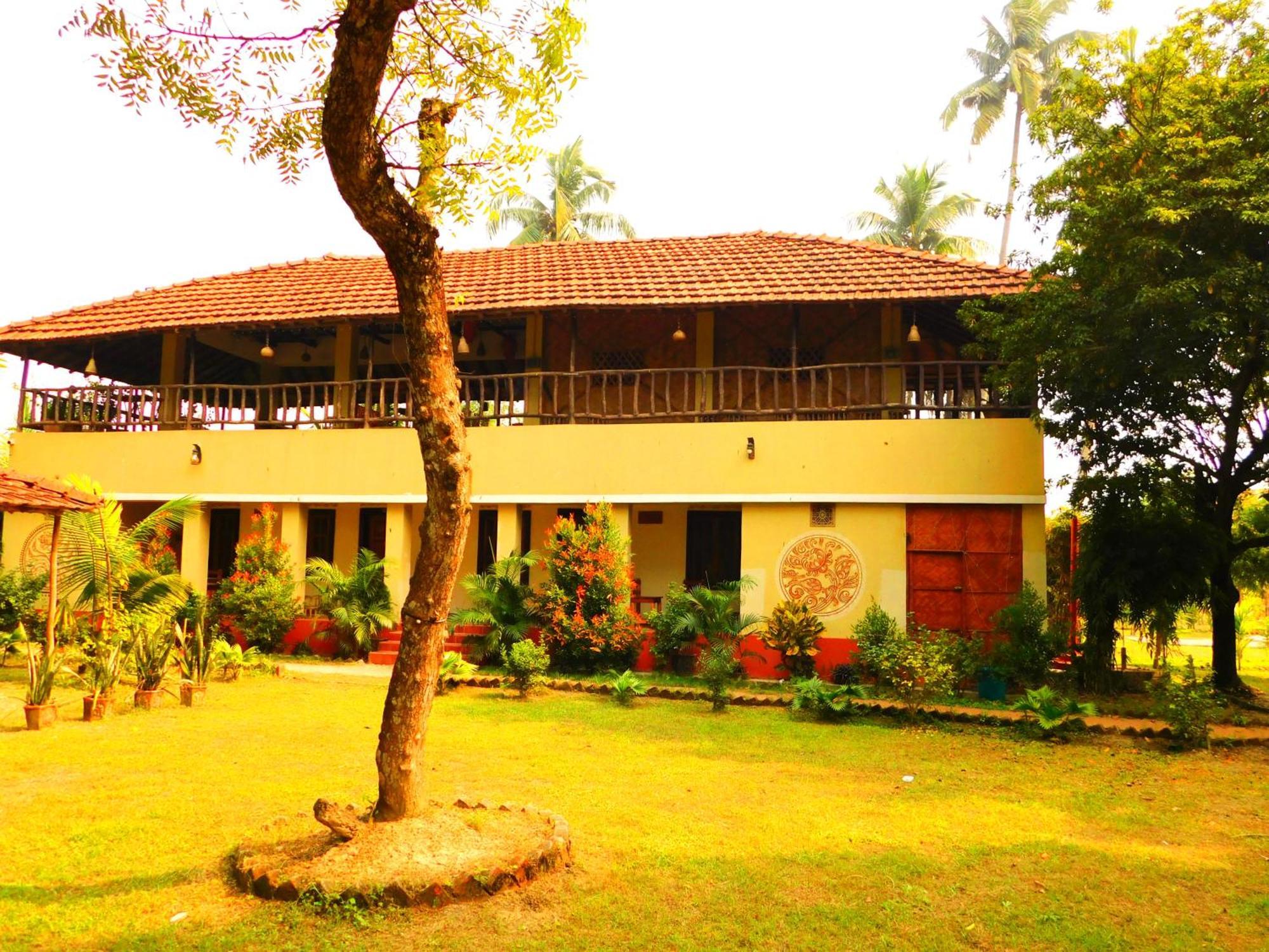 Resort Gram Bangla Retreat